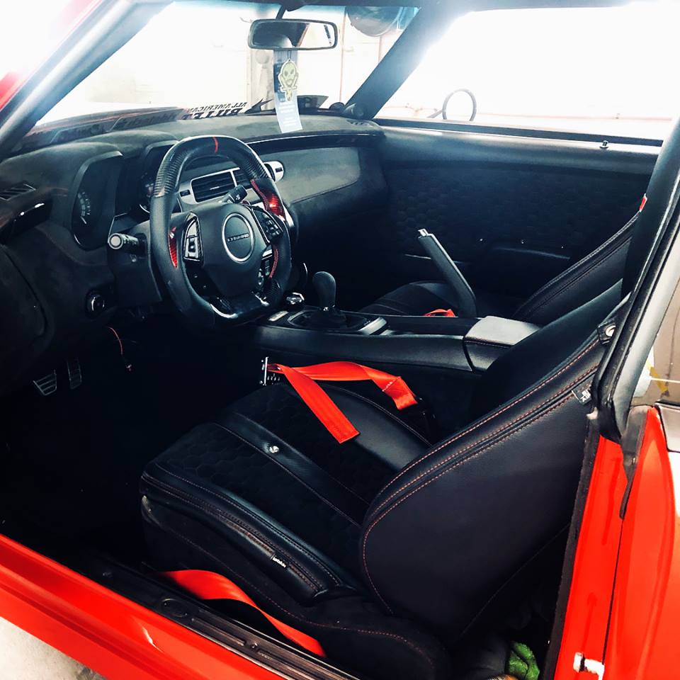 Camaro-RS-interior